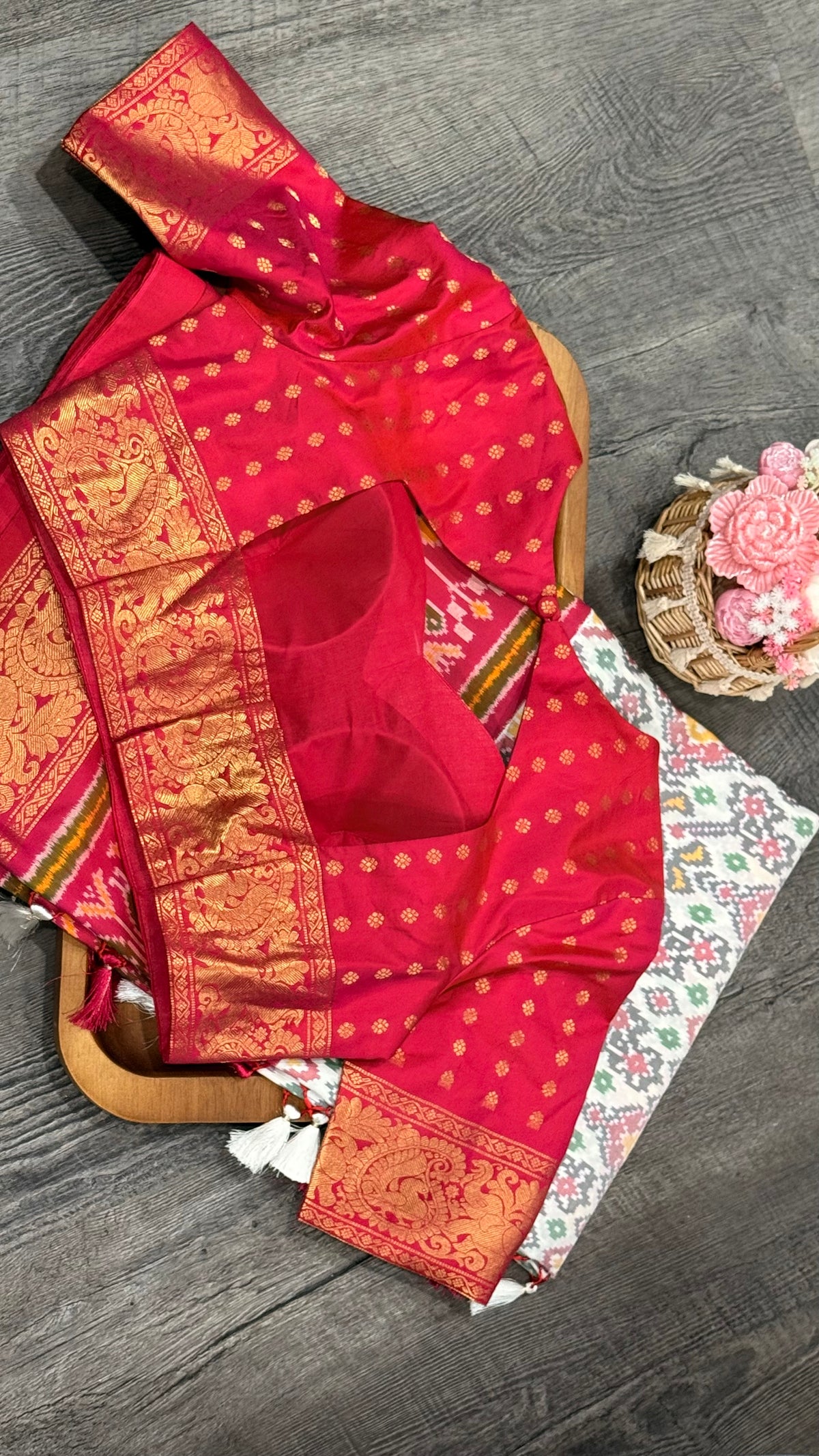 Pure Ikkat with Kanchi border