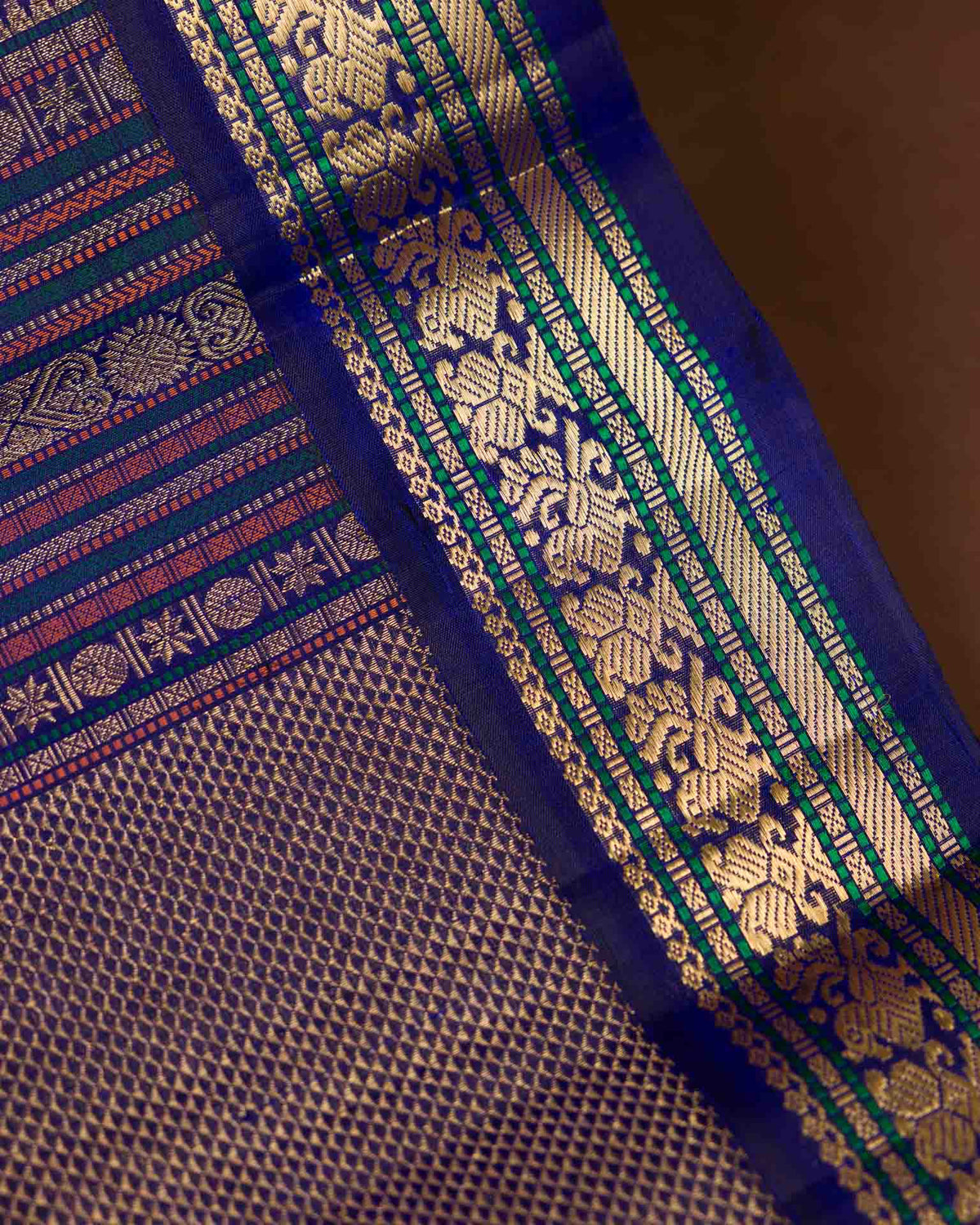 Pure 2gm kanjivaram in light onion pink and blue