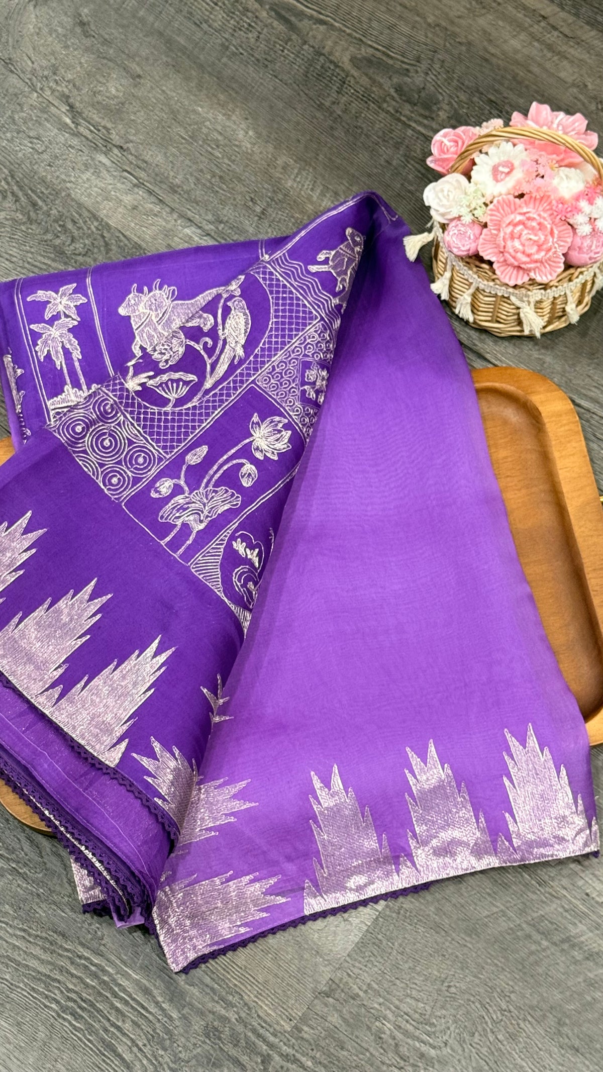 Pure organza with pichwai embroidery in ombré pattern