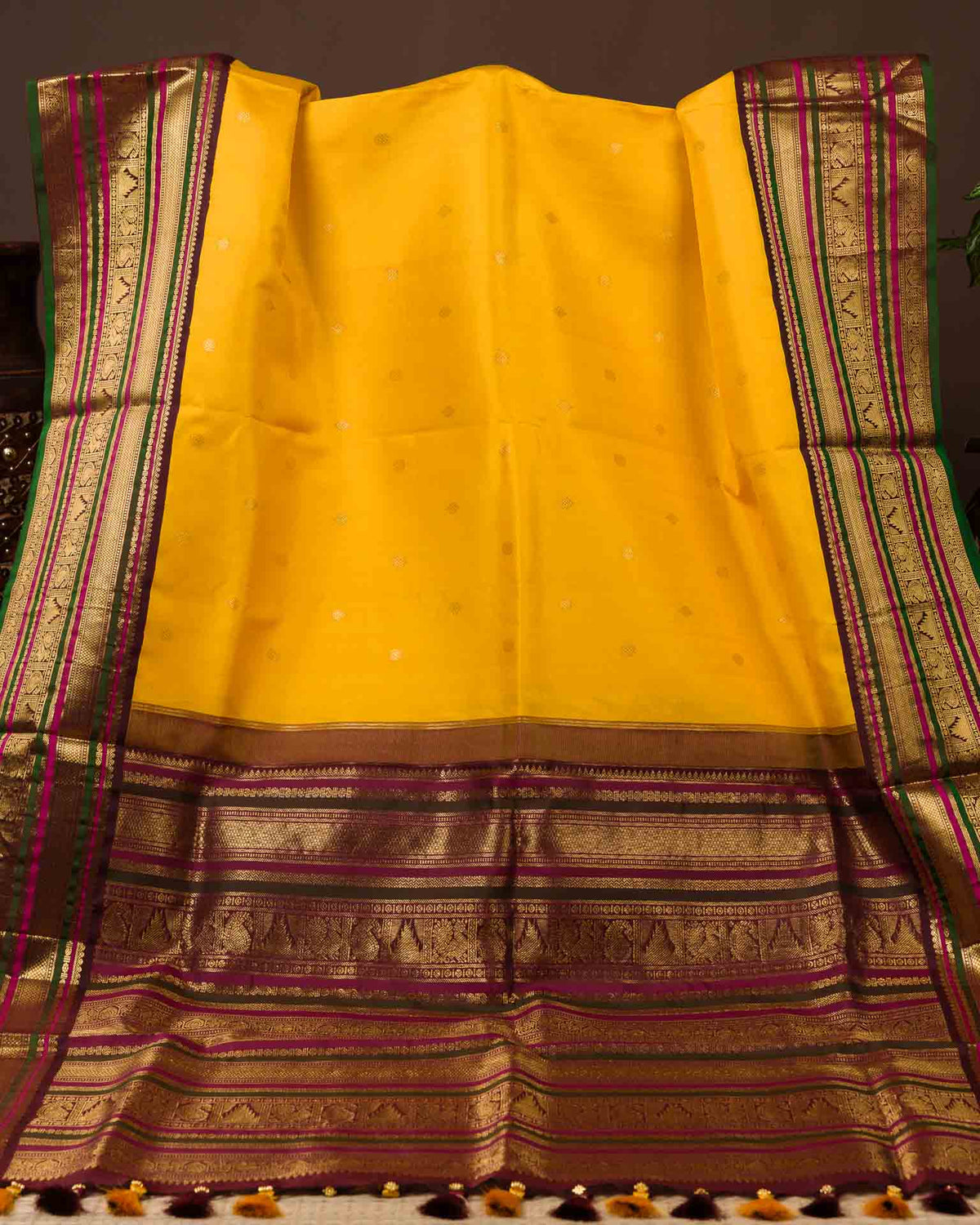 Pure korvai kanjivaram in yellow and maroon red