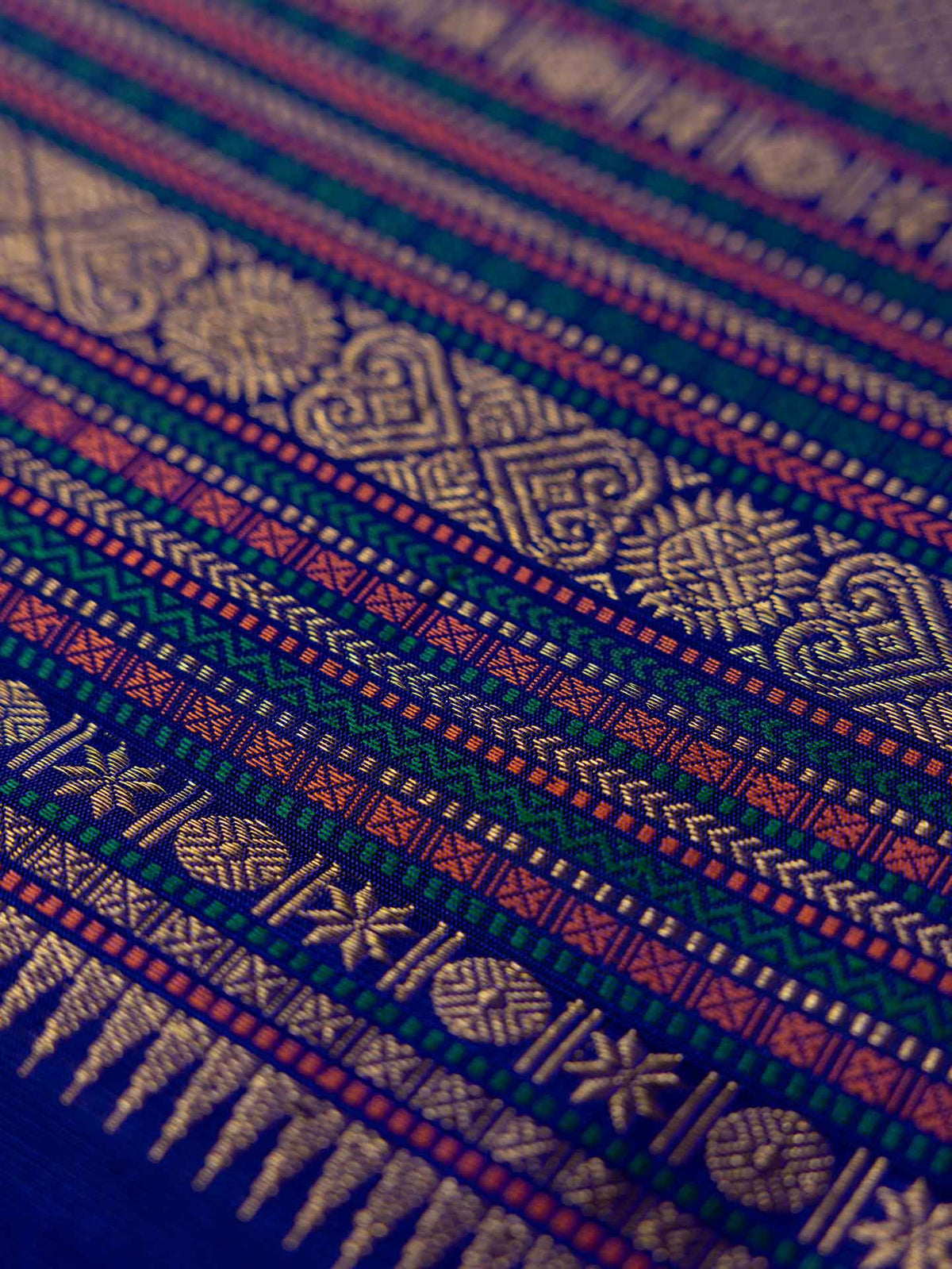 Pure 2gm kanjivaram in light onion pink and blue