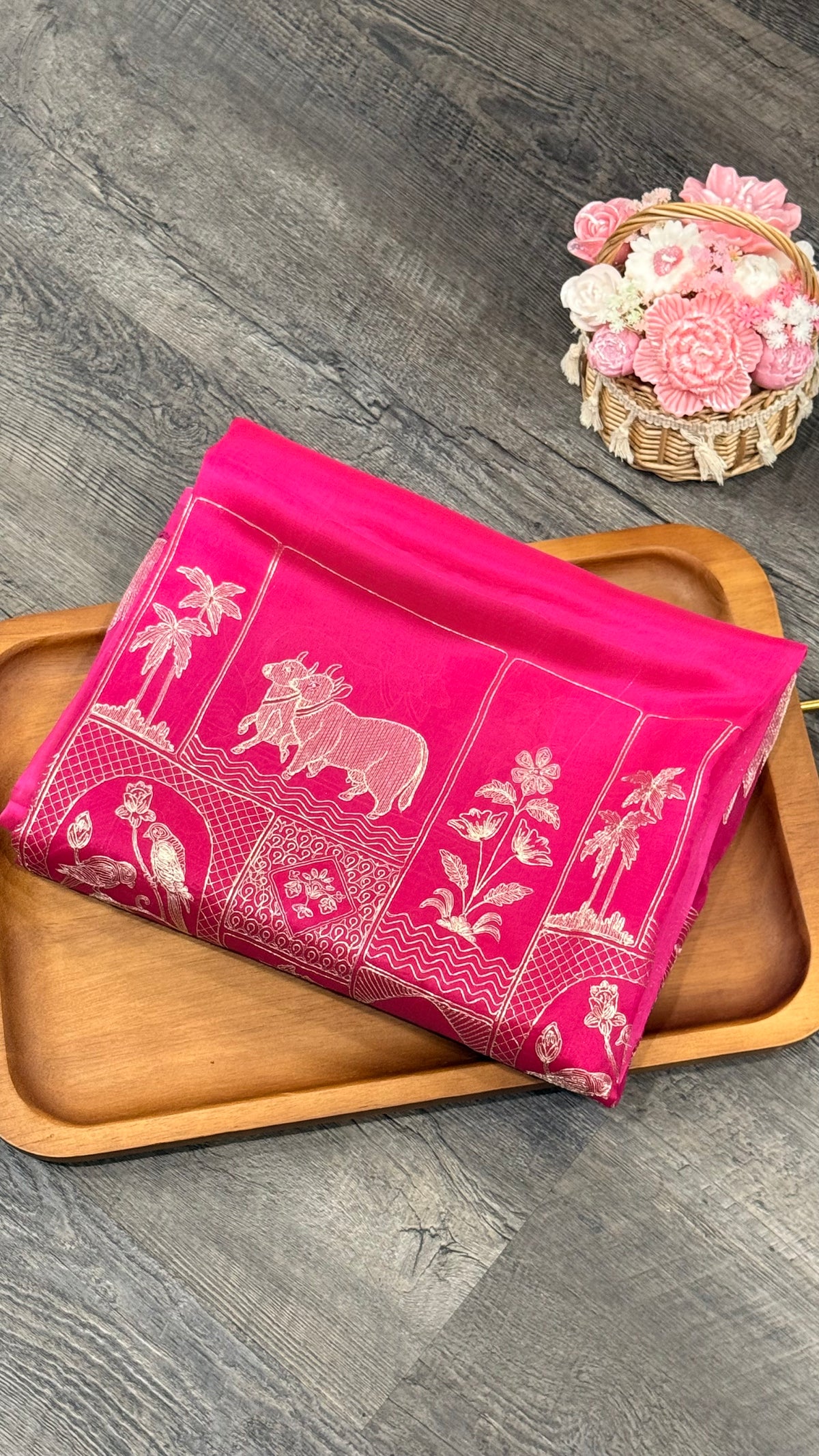 Pure organza with pichwai embroidery in ombré pattern
