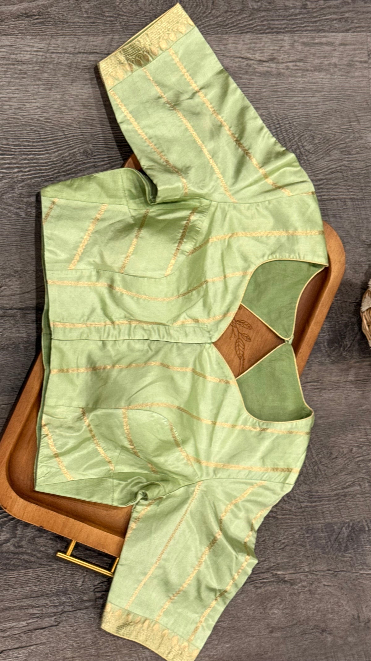 Pune silk in olive green