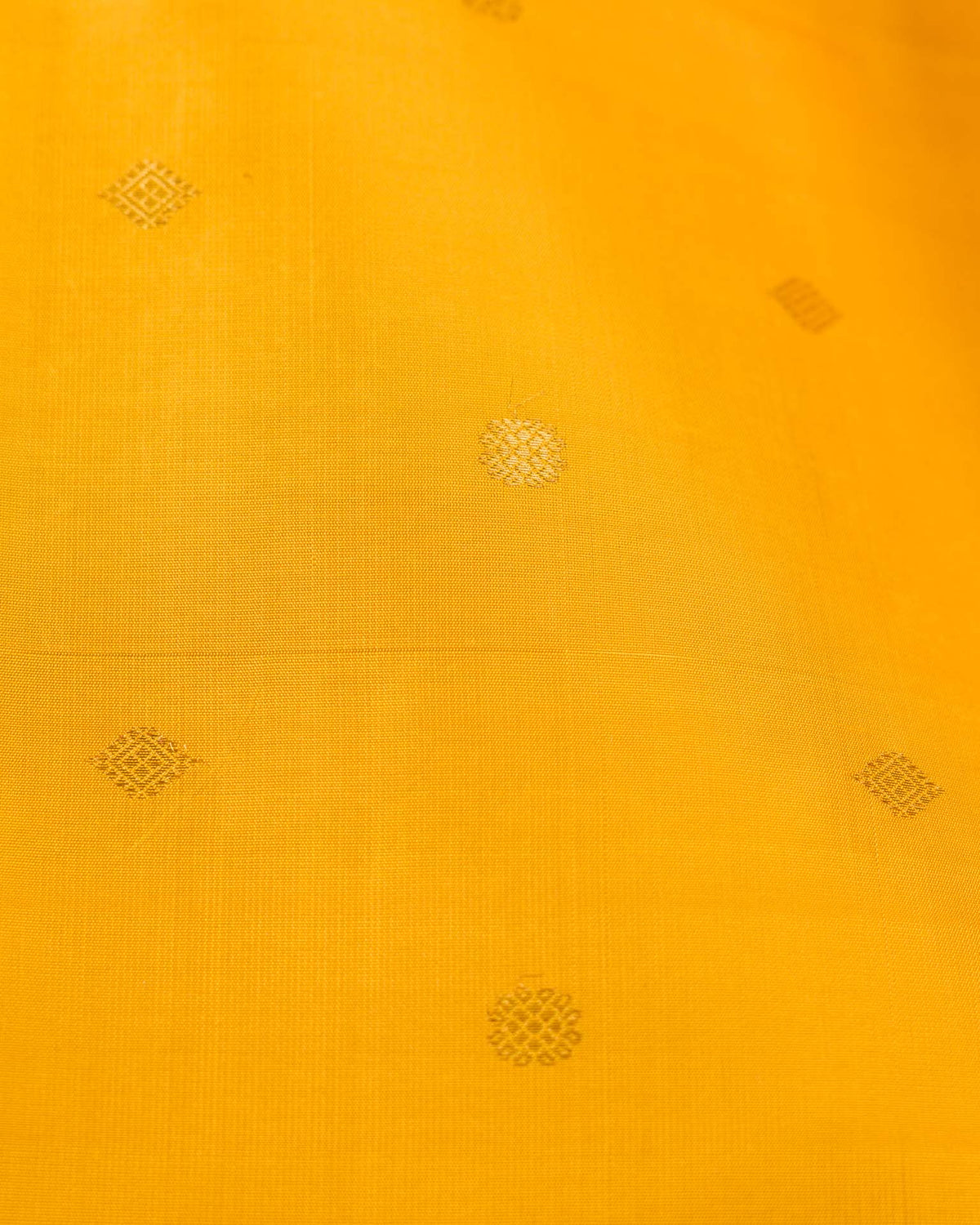 Pure korvai kanjivaram in yellow and maroon red