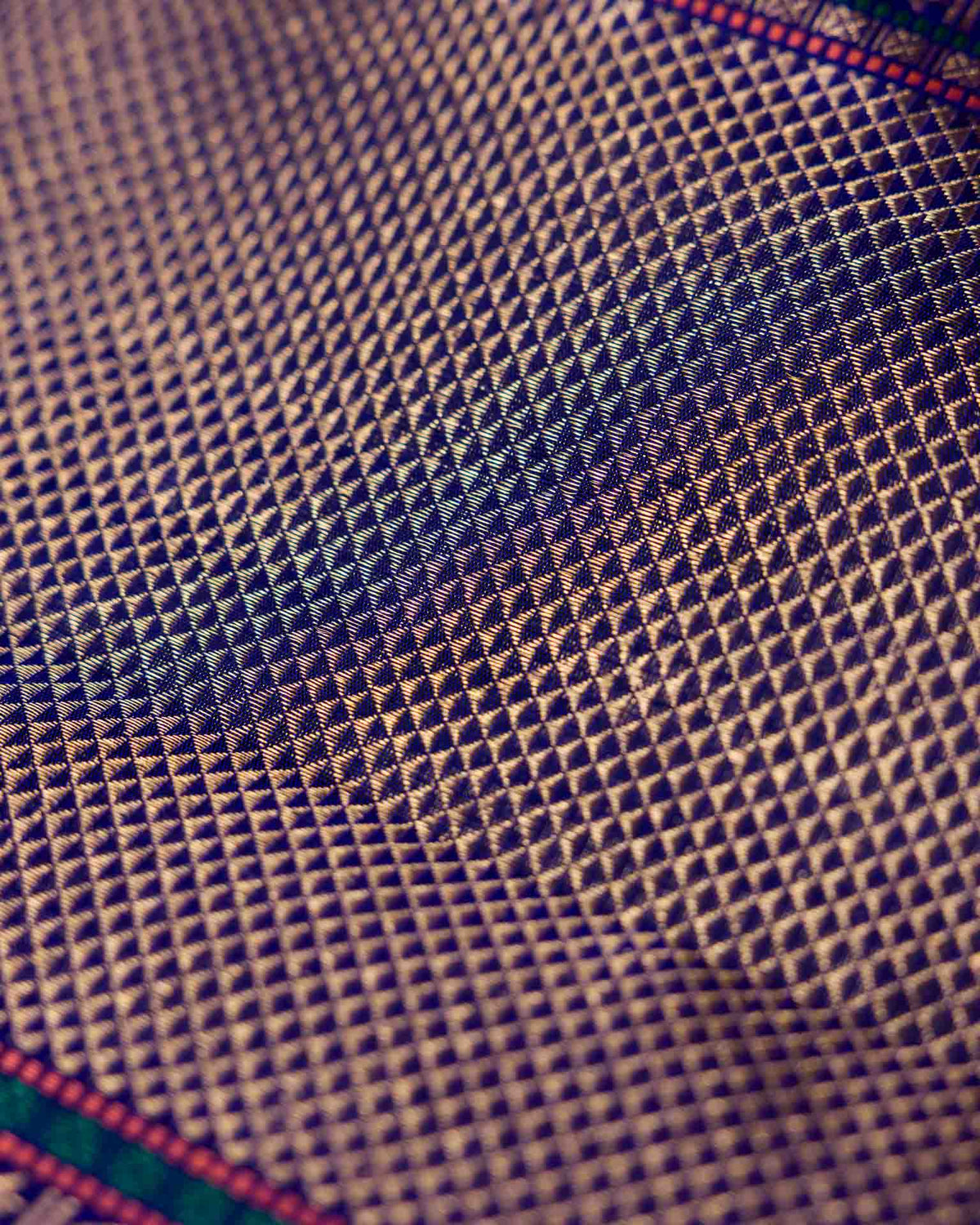 Pure 2gm kanjivaram in light onion pink and blue
