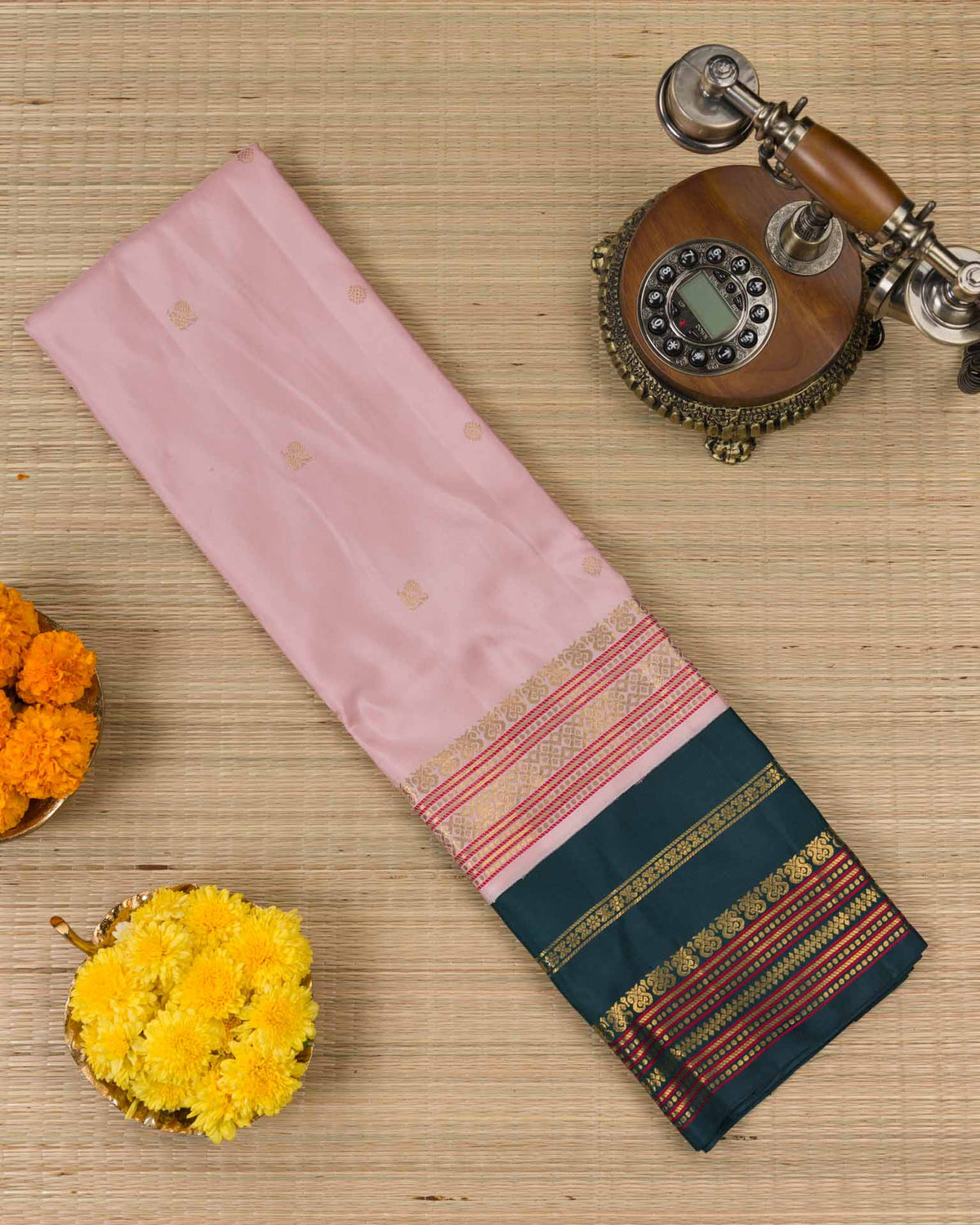 Pure real zari kanjivaram in 2gm in baby pink and peacock green
