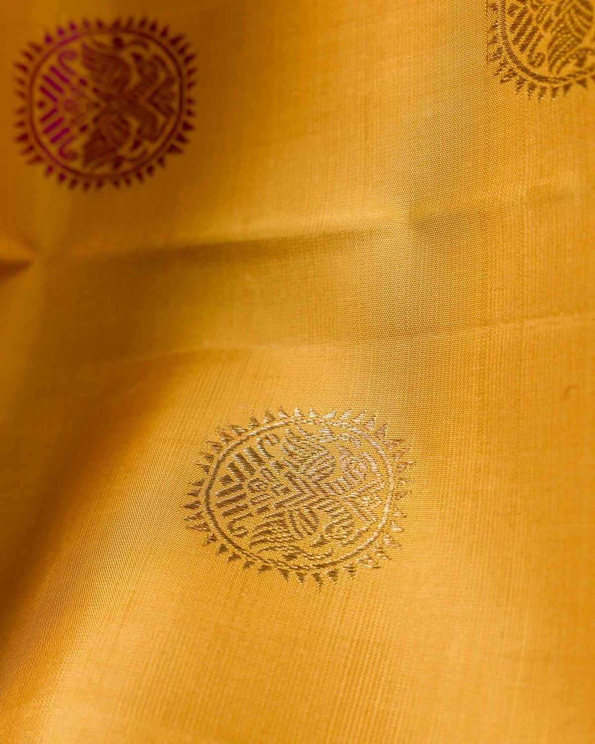 Yellow & Wine Gandaberunda Motif Pure zari Kanjivaram