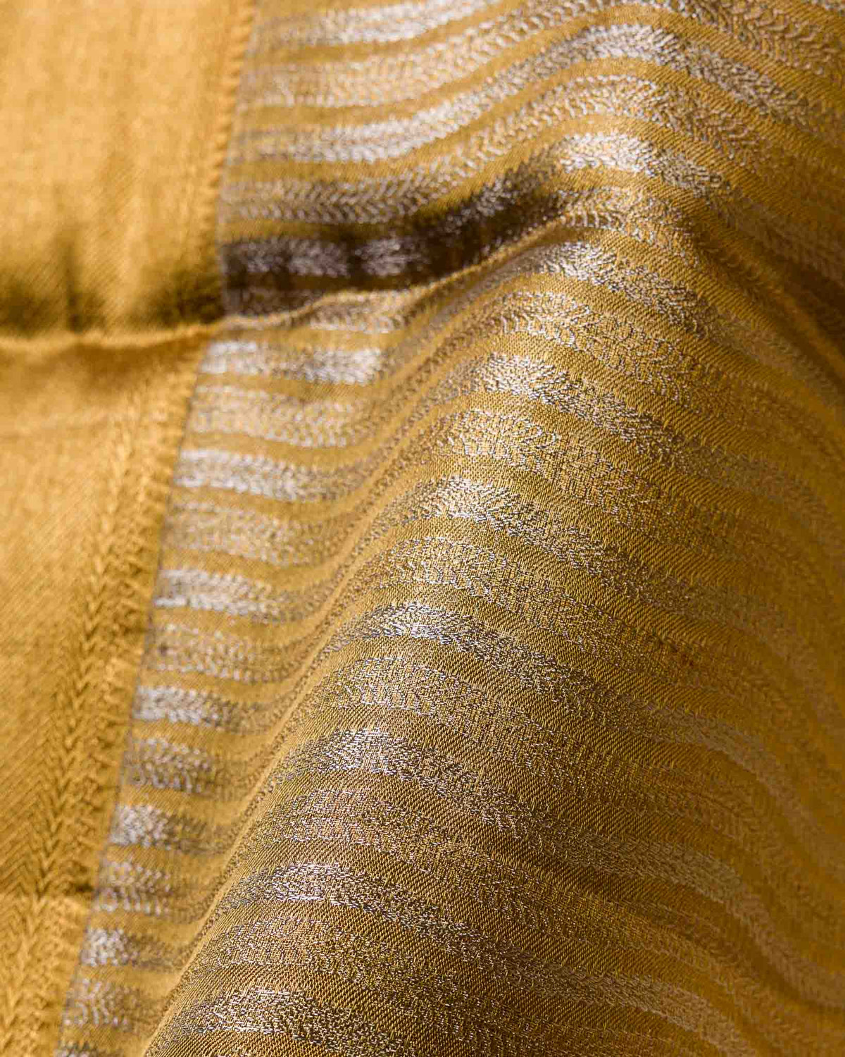 Grand Gold 2gm Zari Pure Kanjivaram