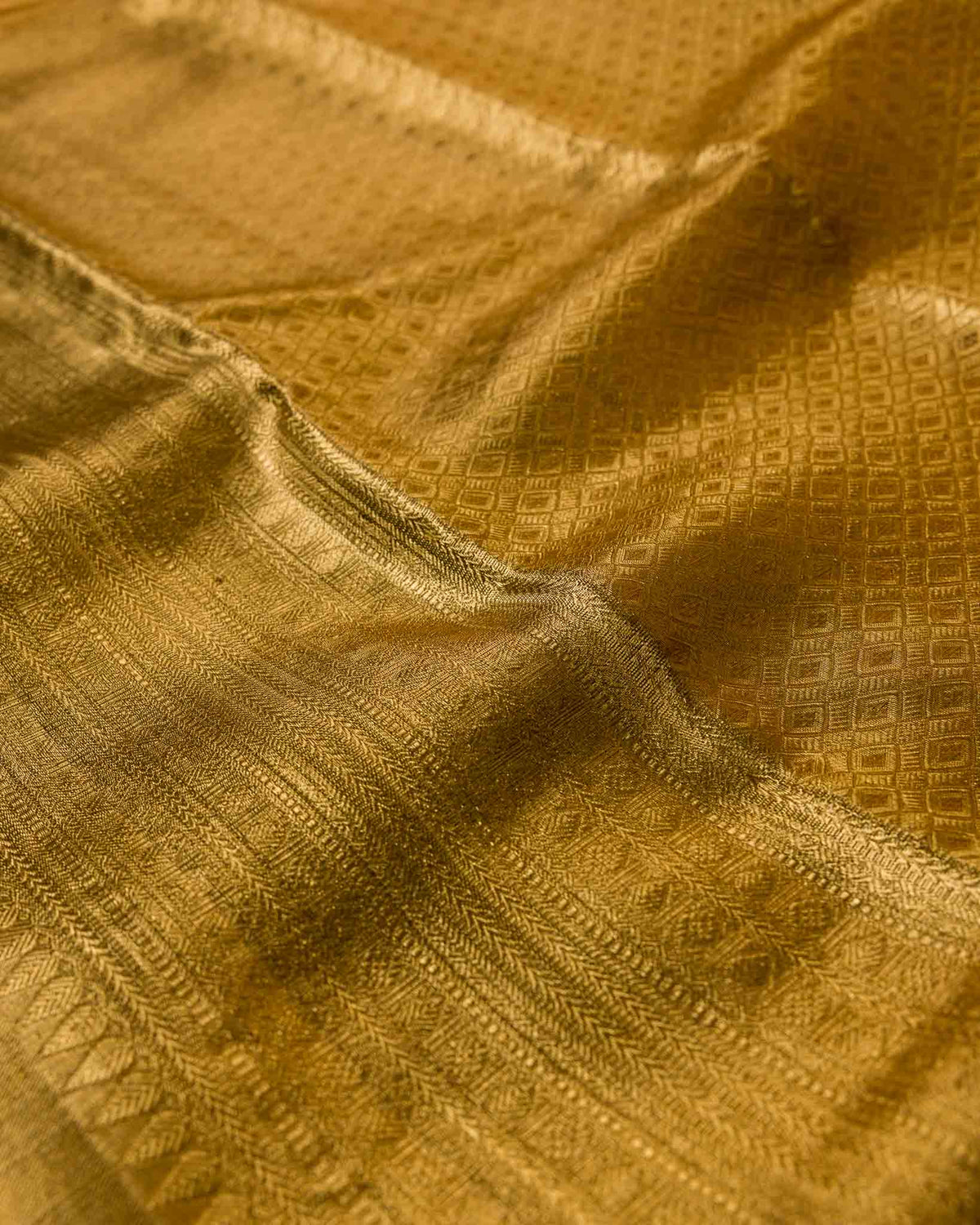 Grand Gold 2gm Zari Pure Kanjivaram