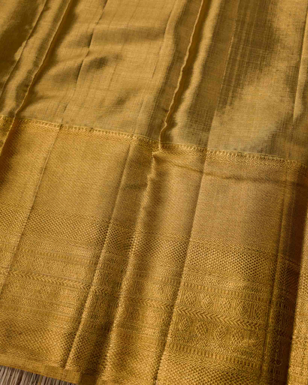 Grand Gold 2gm Zari Pure Kanjivaram