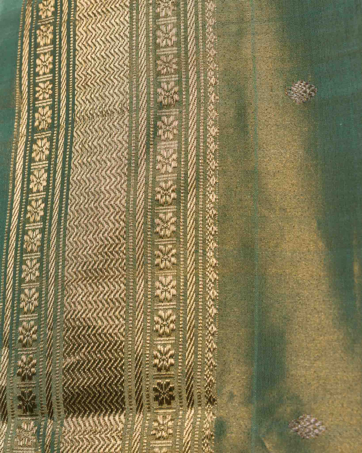 Pastel Green Pure Tissue Gadwal