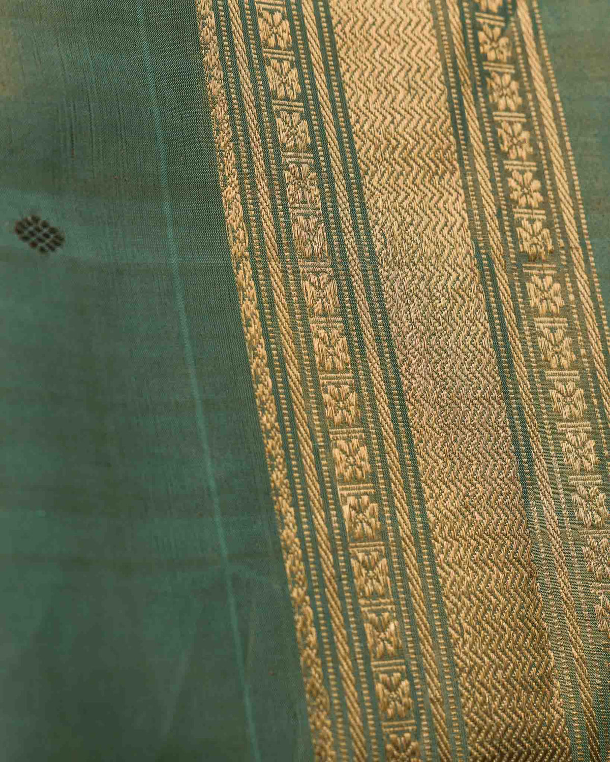 Pastel Green Pure Tissue Gadwal
