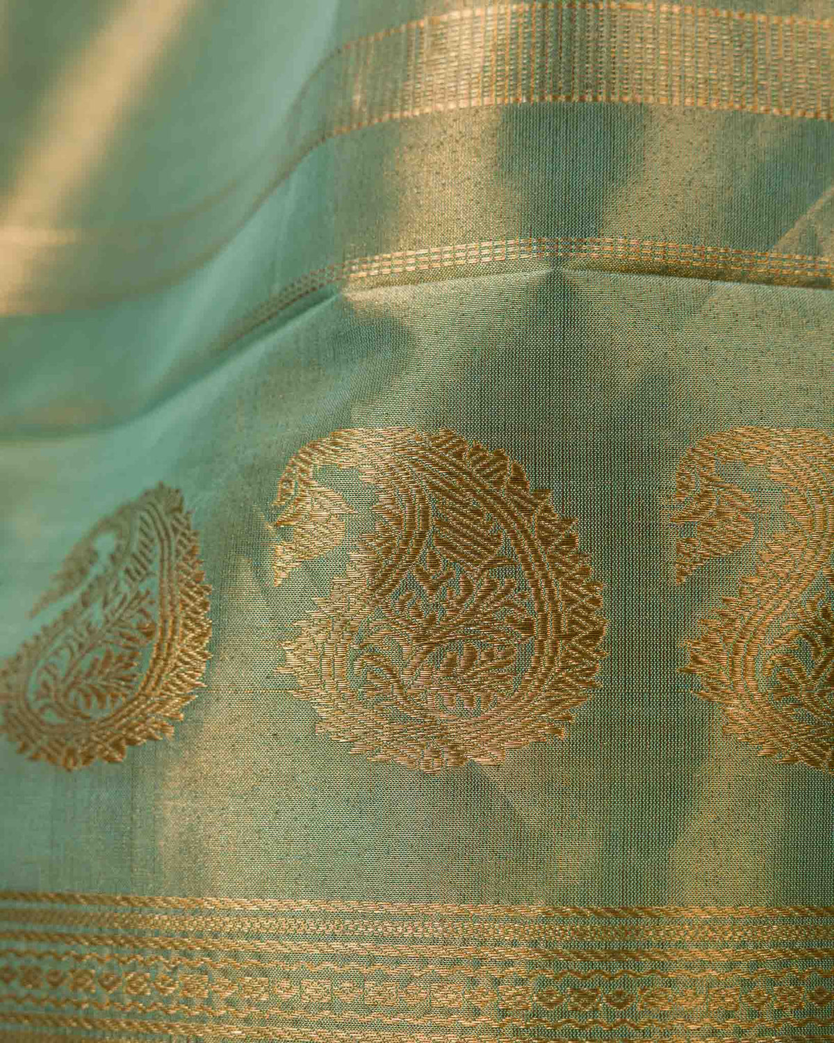 Pastel Green Pure Tissue Gadwal