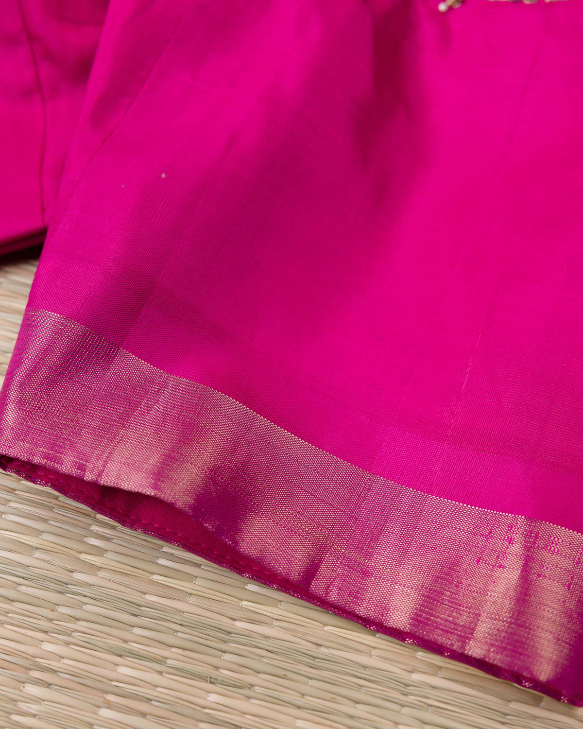 Peacock Blue & Rani Pink Dancing Motif 2gm Zari Kanjivaram