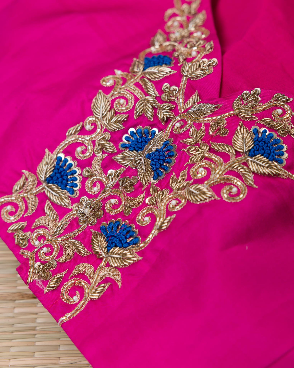 Peacock Blue & Rani Pink Dancing Motif 2gm Zari Kanjivaram