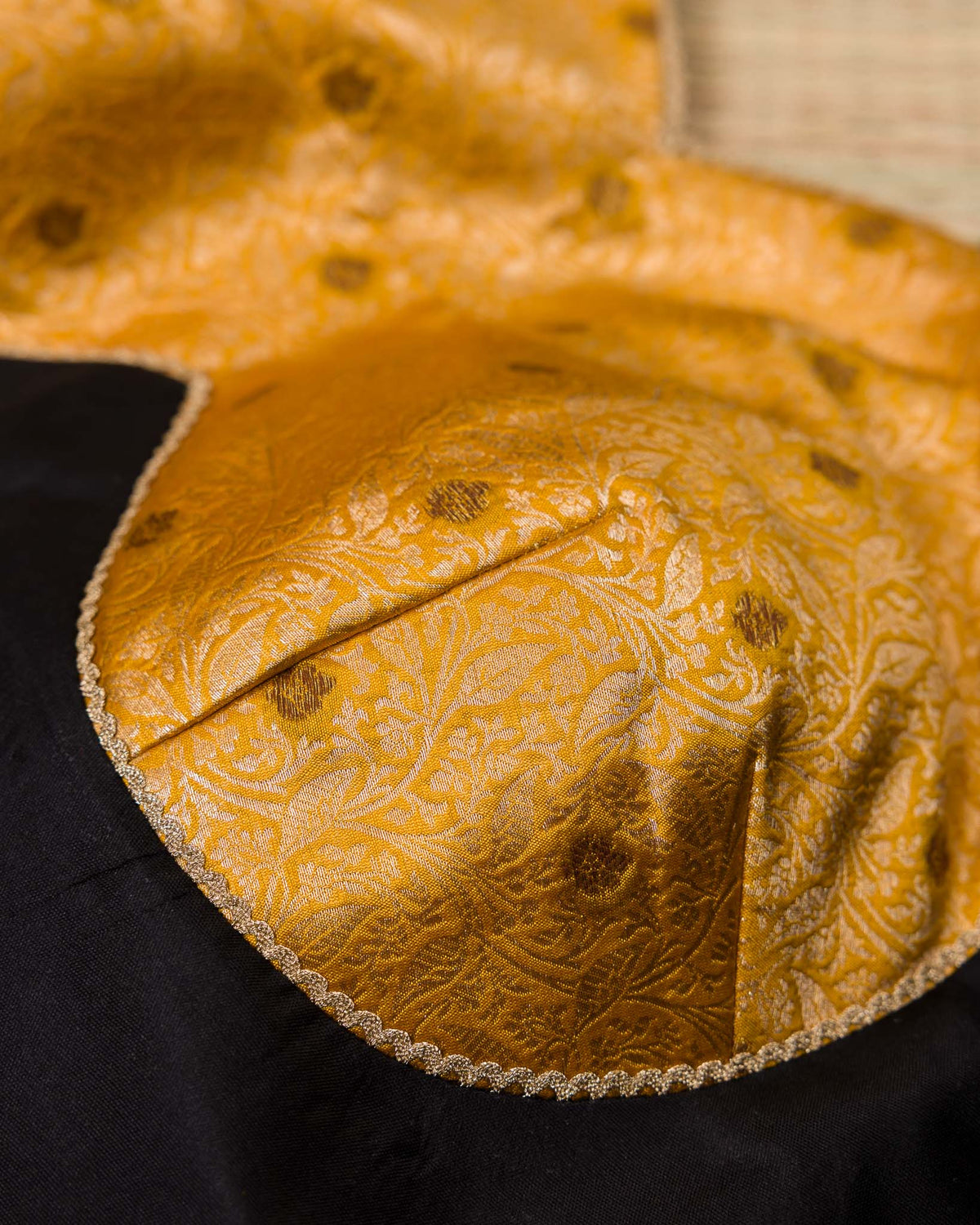 Black Contemporary Peacock Motif Kanjivaram