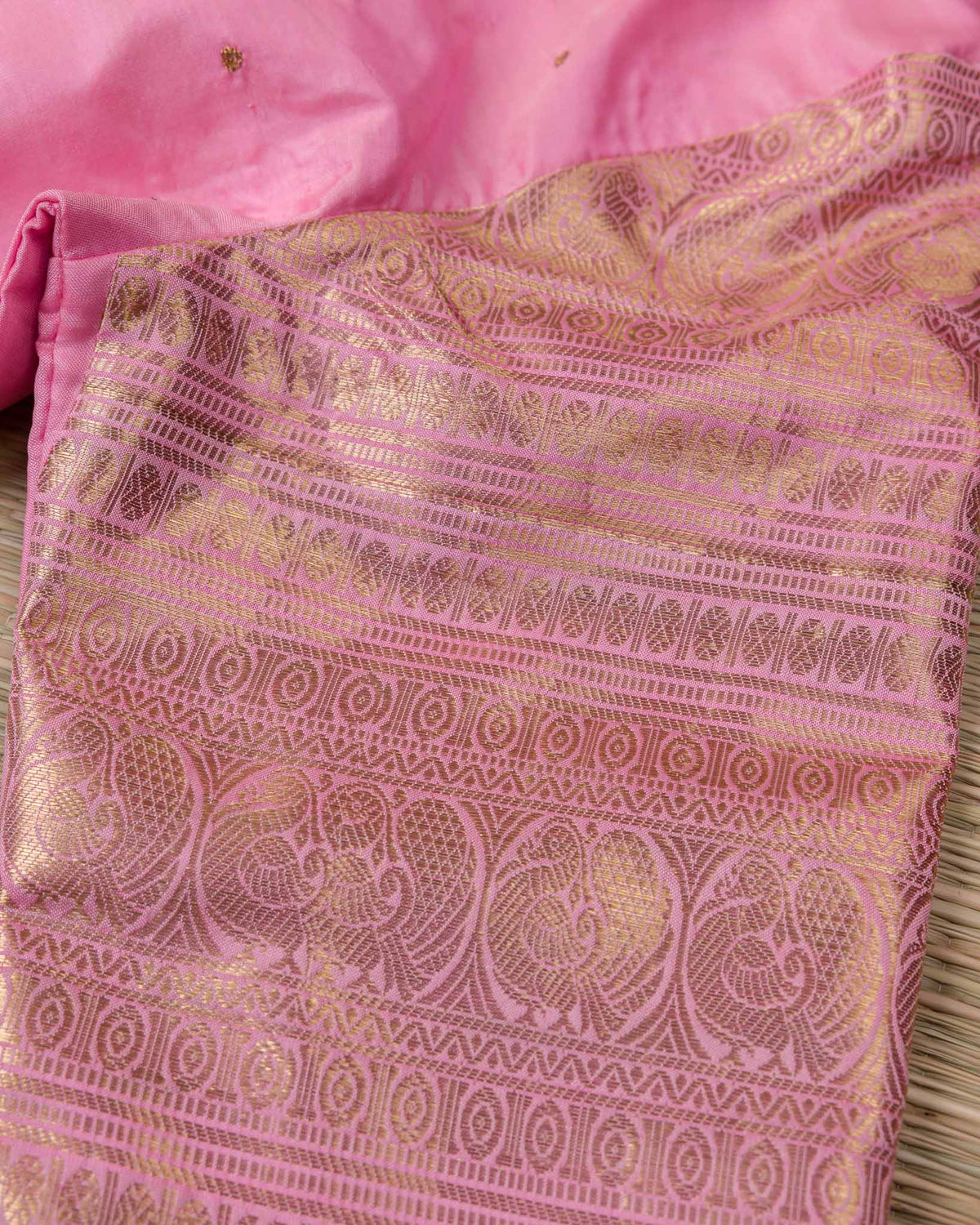 Pure Kanjivaram with Veldhari Weave & Maggam Blouse