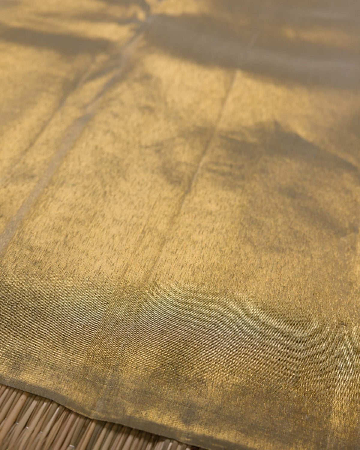 Golden Tissue Pure Kanjivaram in 2gm zari